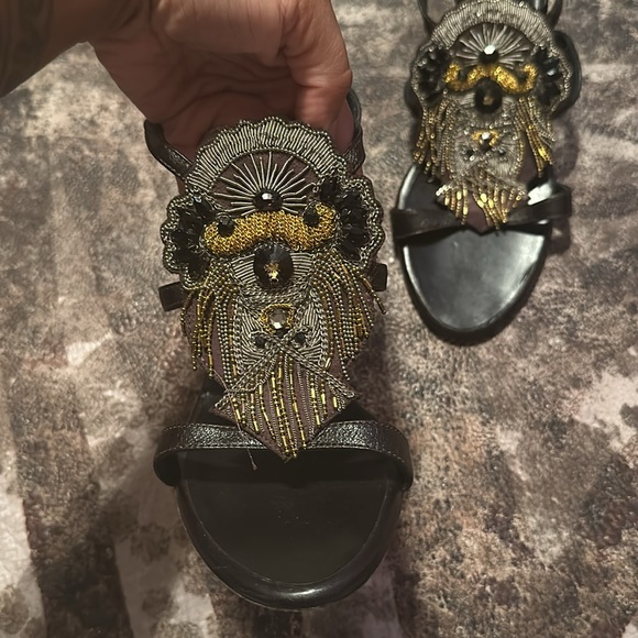 Giuseppe Zanotti Black Crystal and Chain Embellished Leather Strappy Sandals - Picture 4 of 7